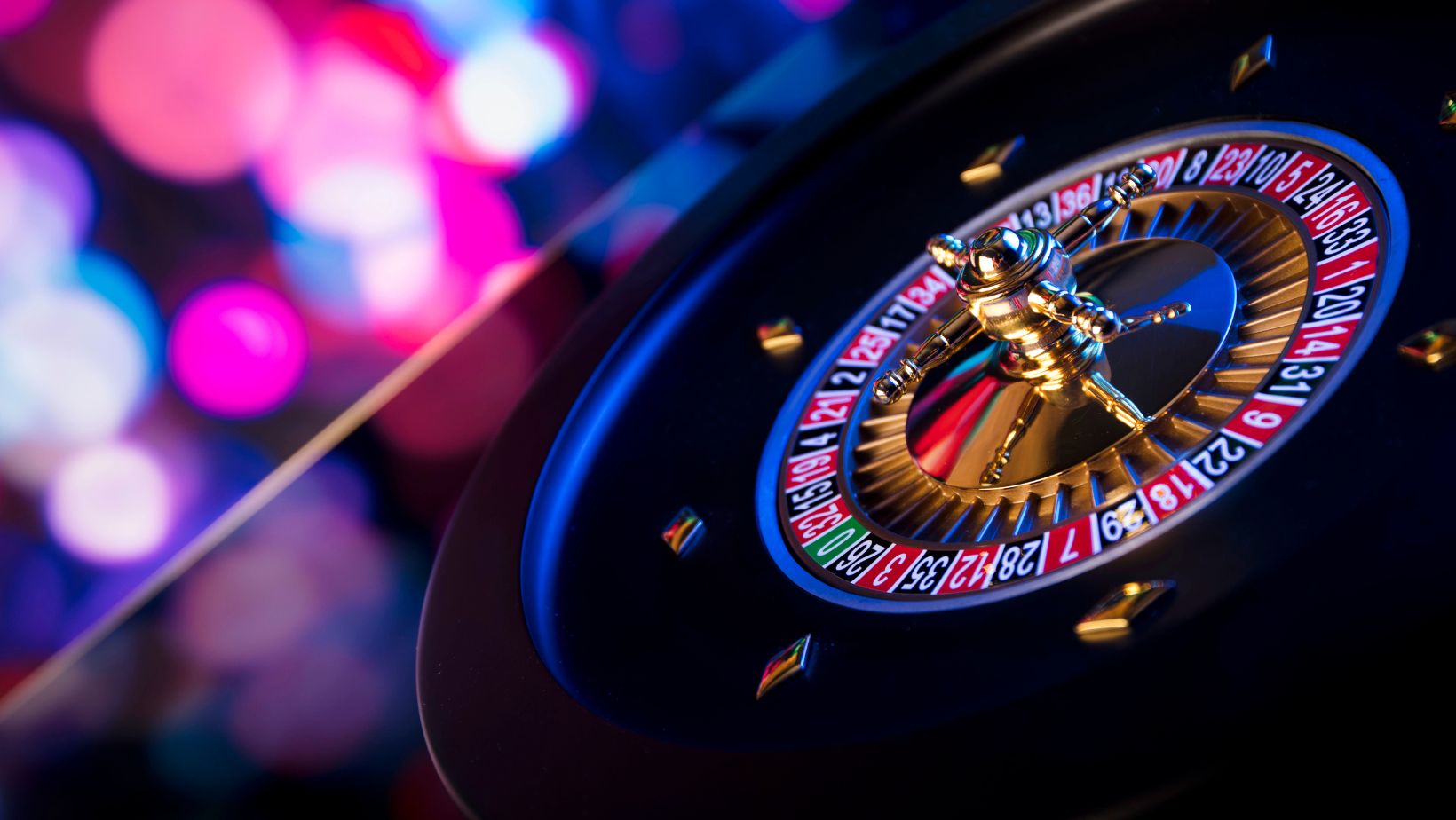 Casino Live Malaysia Vs Traditional Casino: Pros and Cons